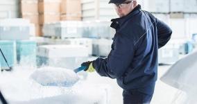 Dry Ice industrial cleaning in belgium netherlands