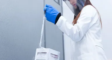 Working safely with cryogenic gases_